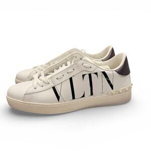 Valentino Garavani VLTN White Leather Rockstud Sneakers 39 in Box